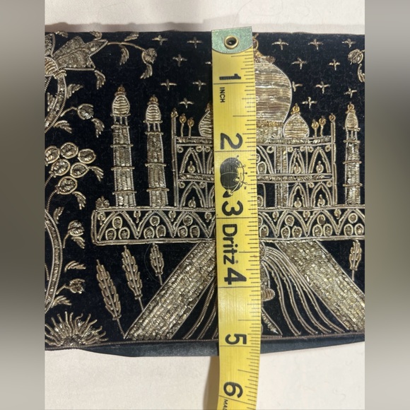 Vintage Black Velvet Evening Clutch With Double Beaded Raised Scenic Taj Mahal - Picture 6 of 16